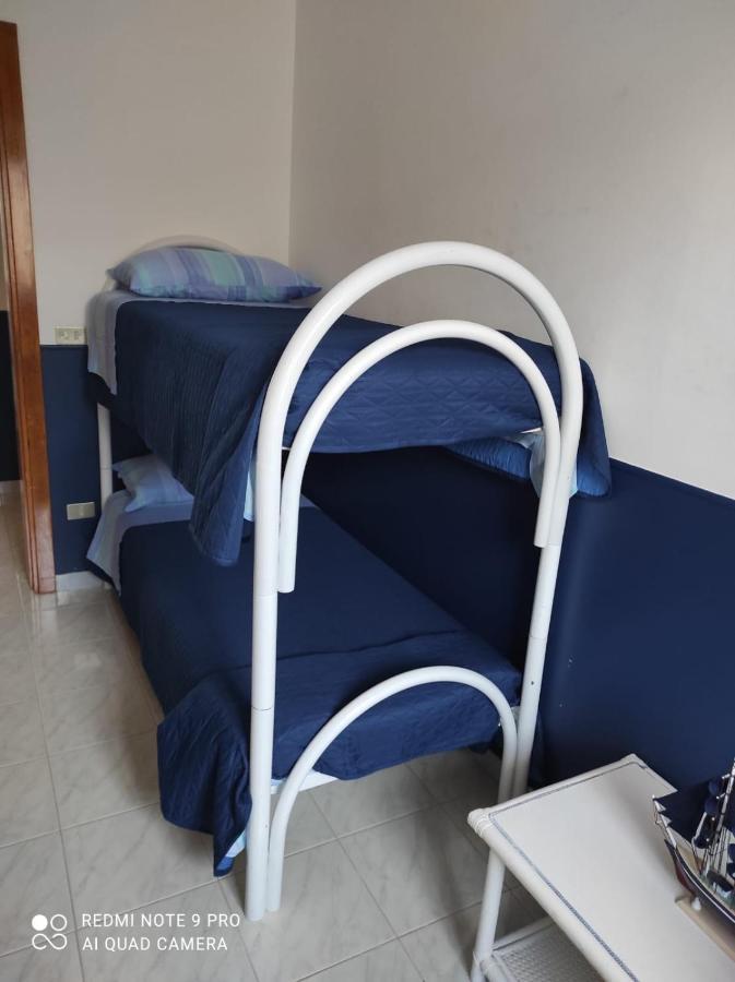 Apartament Il Girasole, Distante Solo 200 Mt. Reali Dal Mare Lido Marini Zewnętrze zdjęcie